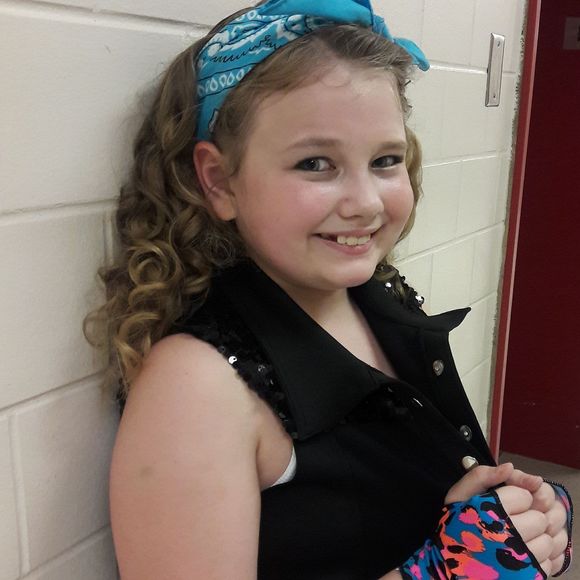 Meet your Posher, Jessica - Picture 1 of 1